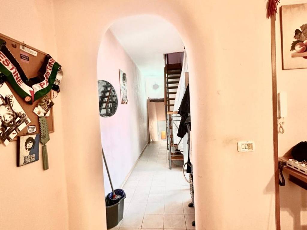 appartamento in vendita a Napoli in zona Centro Antico