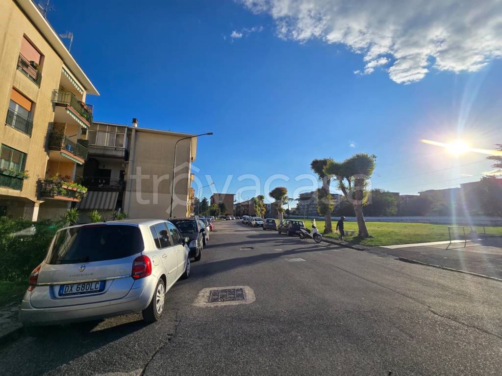 appartamento in vendita a Napoli in zona Pianura