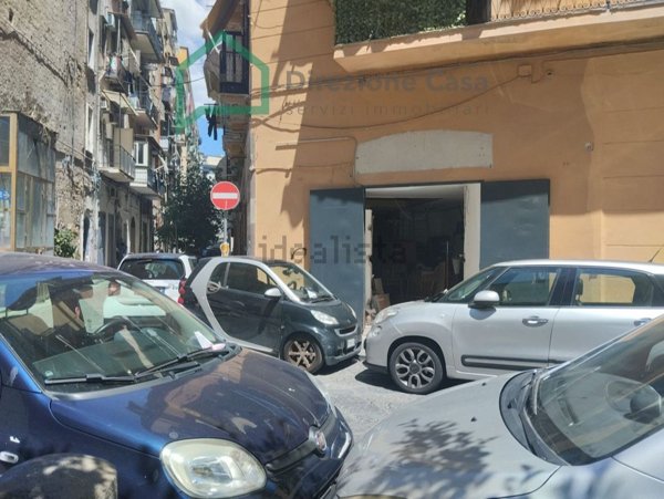 negozio in vendita a Napoli in zona Mercato