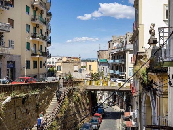 appartamento in vendita a Napoli in zona Arenella