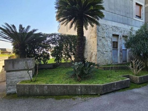 appartamento in vendita a Napoli in zona Posillipo