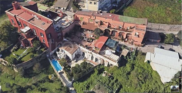 appartamento in vendita a Napoli in zona Posillipo