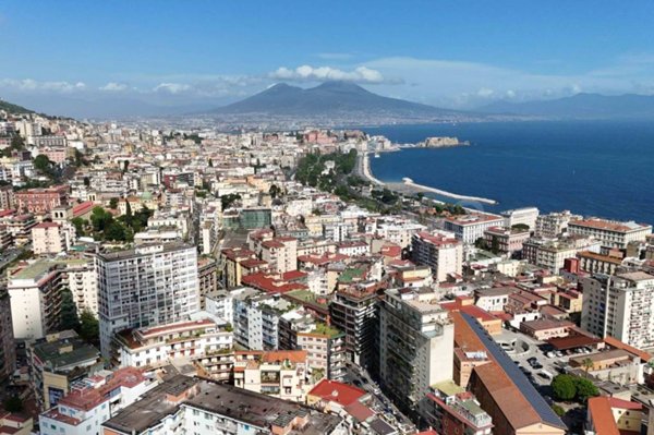 appartamento in vendita a Napoli in zona Vomero