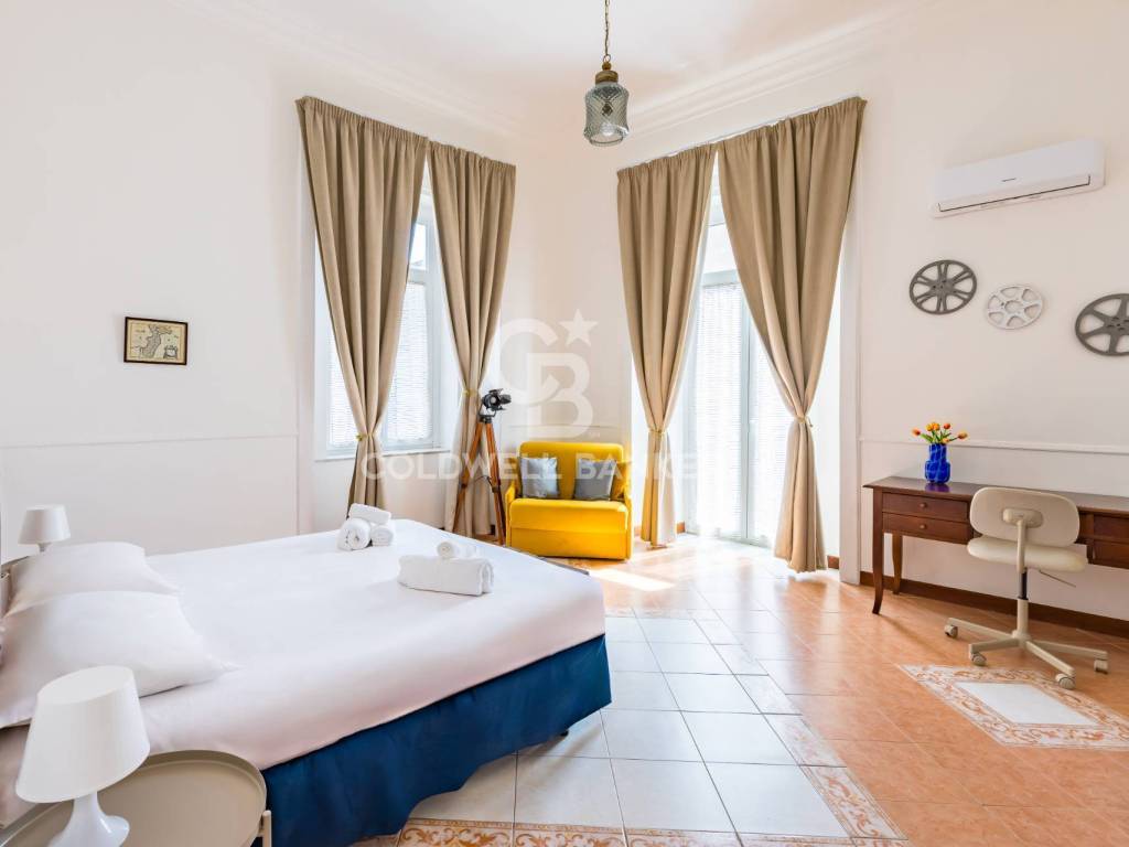 appartamento in vendita a Napoli in zona San Ferdinando