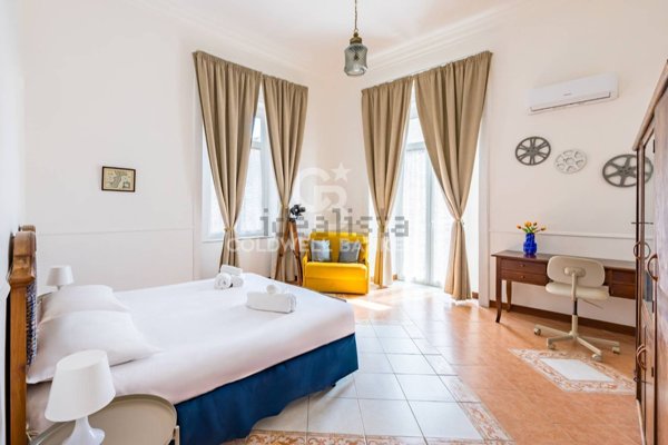 appartamento in vendita a Napoli in zona San Ferdinando