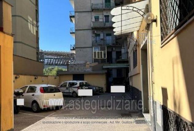 ufficio in vendita a Napoli in zona Fuorigrotta