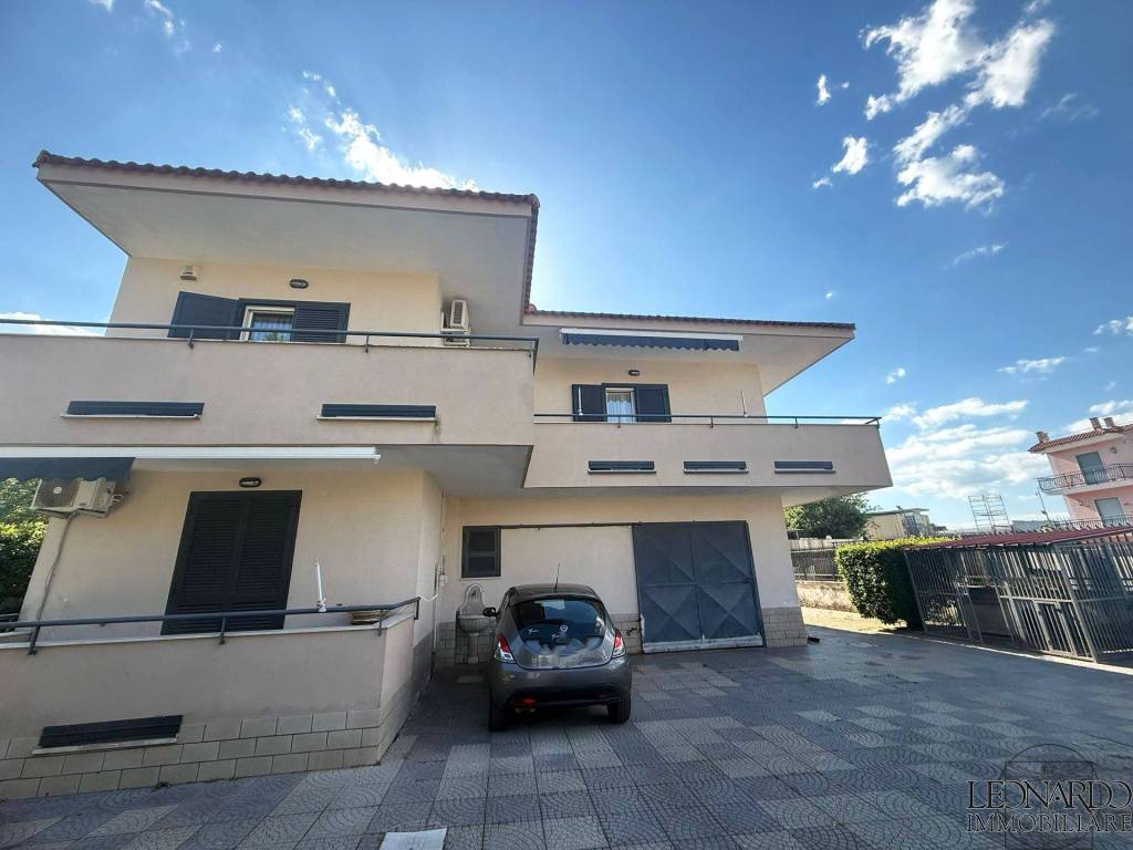 casa indipendente in vendita a Napoli in zona Chiaiano