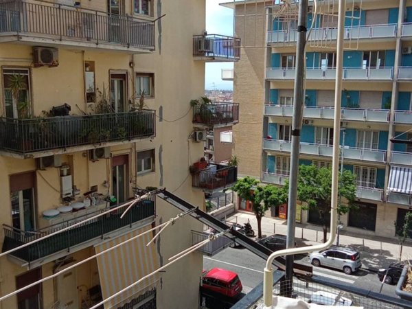 appartamento in vendita a Napoli in zona Arenella