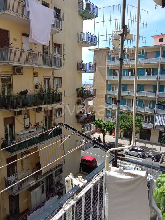 appartamento in vendita a Napoli in zona Arenella