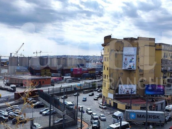 appartamento in vendita a Napoli in zona Zona Industriale-Ferrovia