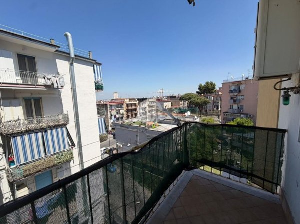 appartamento in vendita a Napoli in zona Barra