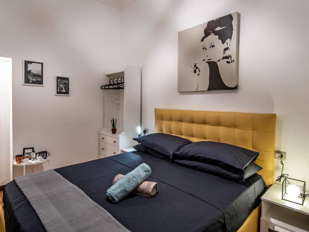 appartamento in vendita a Napoli in zona Pendino / San Giuseppe
