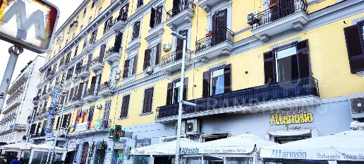 appartamento in vendita a Napoli in zona Pendino / San Giuseppe