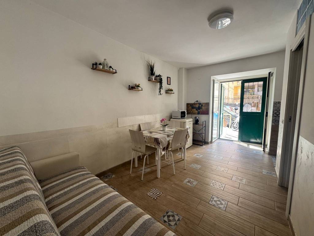 appartamento in vendita a Napoli