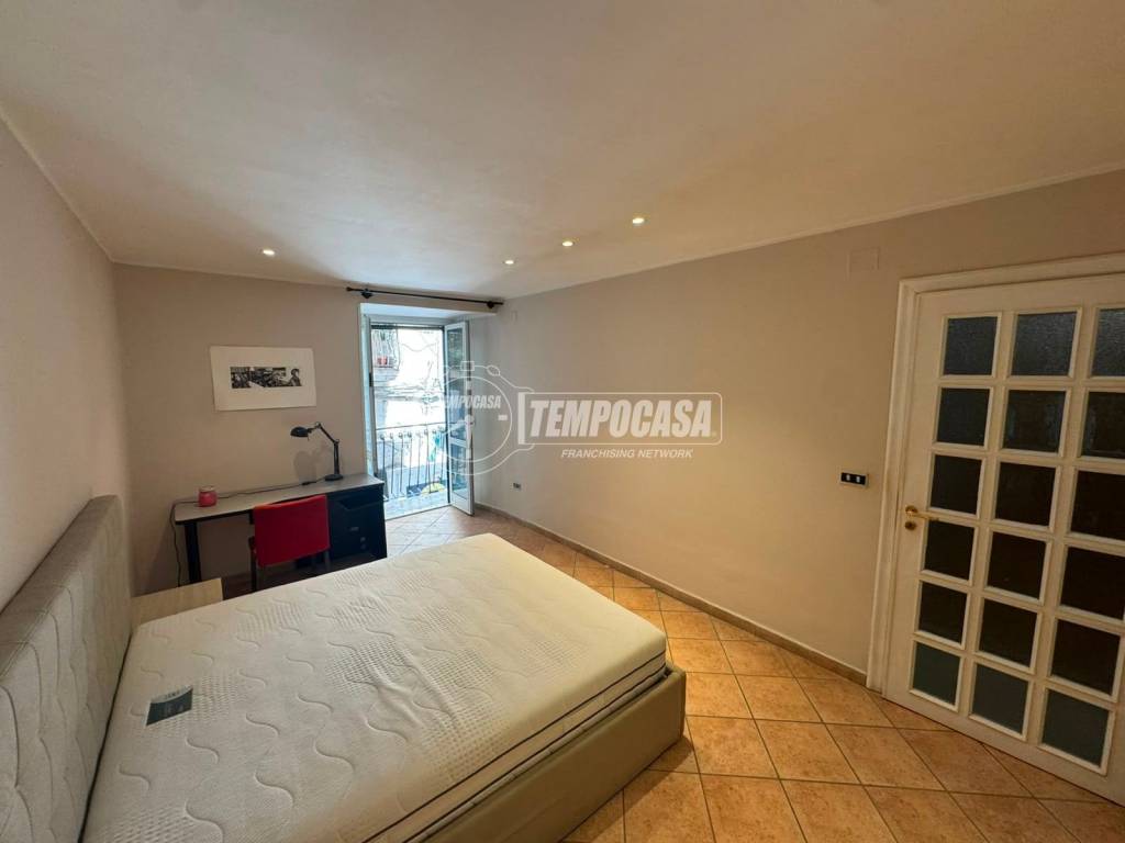 appartamento in vendita a Napoli in zona Stella