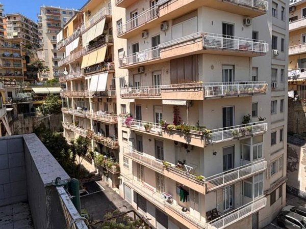 appartamento in vendita a Napoli
