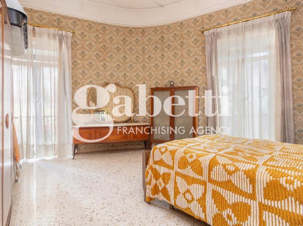 appartamento in vendita a Napoli in zona Piscinola
