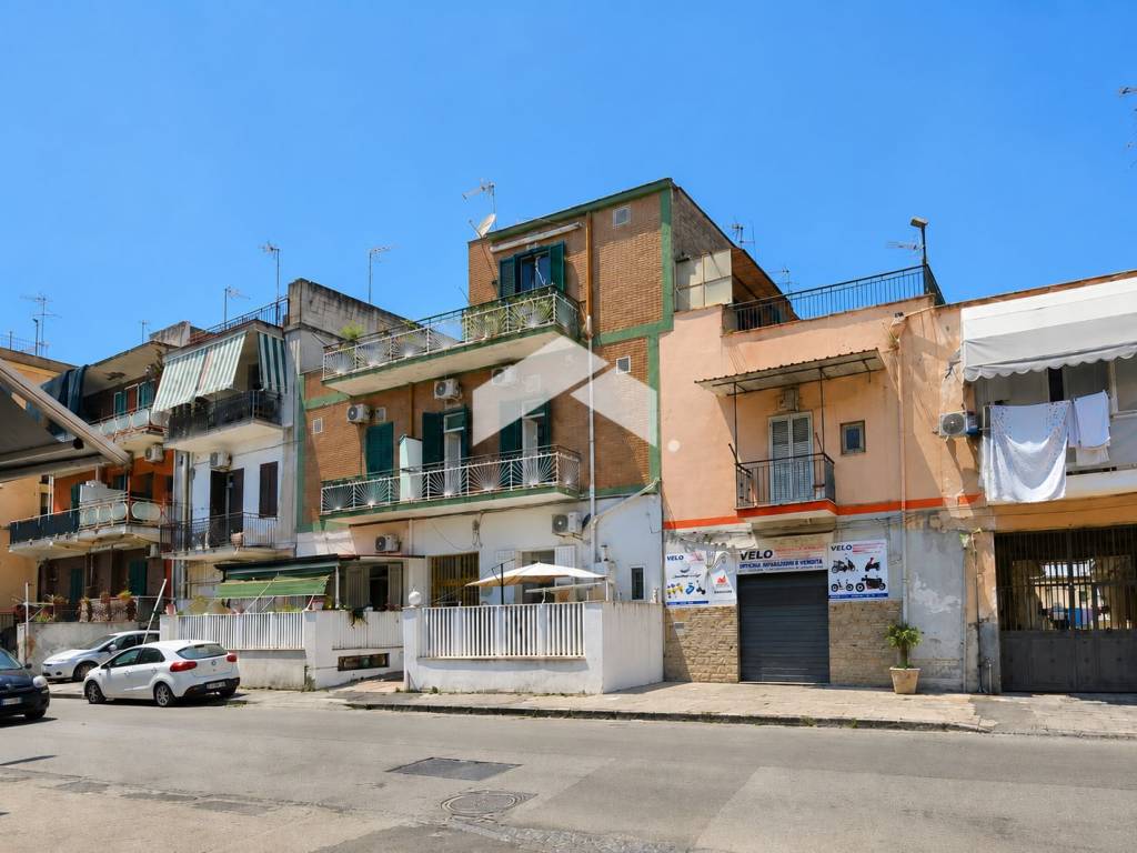 appartamento in vendita a Napoli in zona Barra
