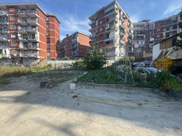 terreno agricolo in vendita a Napoli in zona Soccavo