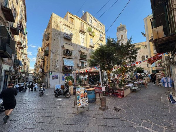 appartamento in vendita a Napoli