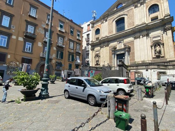 appartamento in vendita a Napoli in zona Pendino / San Giuseppe