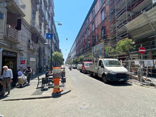 appartamento in vendita a Napoli in zona Mercato