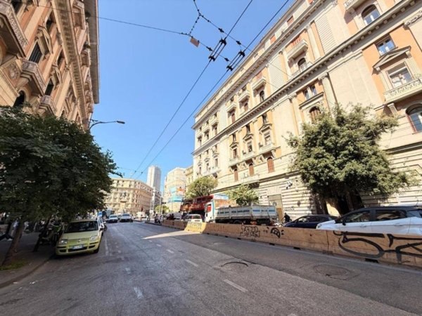 negozio in vendita a Napoli