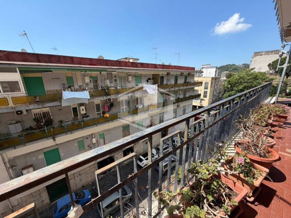 appartamento in vendita a Napoli in zona Soccavo