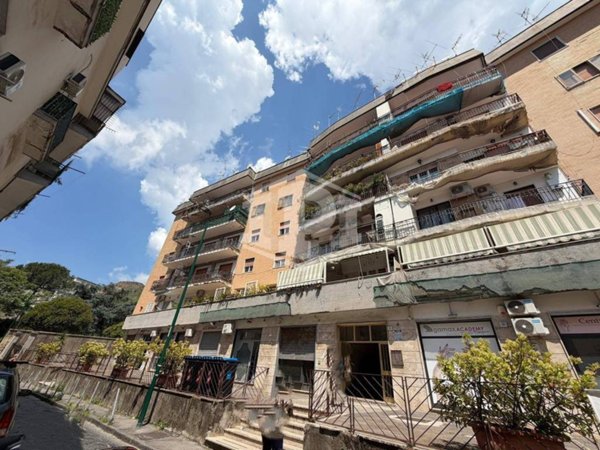 appartamento in vendita a Napoli in zona Soccavo