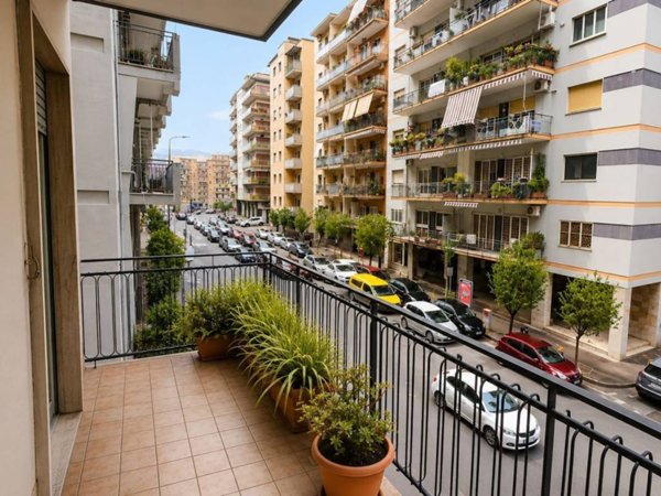 appartamento in vendita a Napoli in zona Vomero