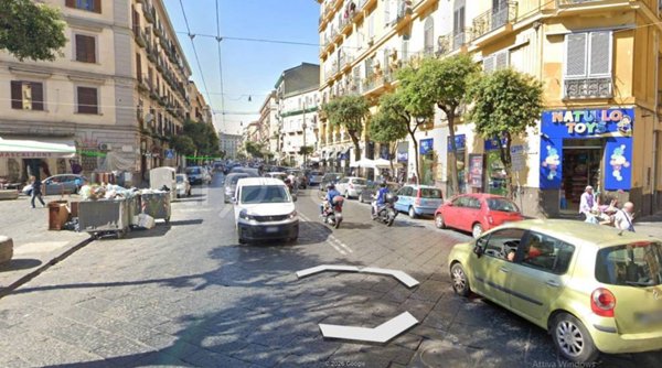 appartamento in vendita a Napoli in zona Pendino / San Giuseppe