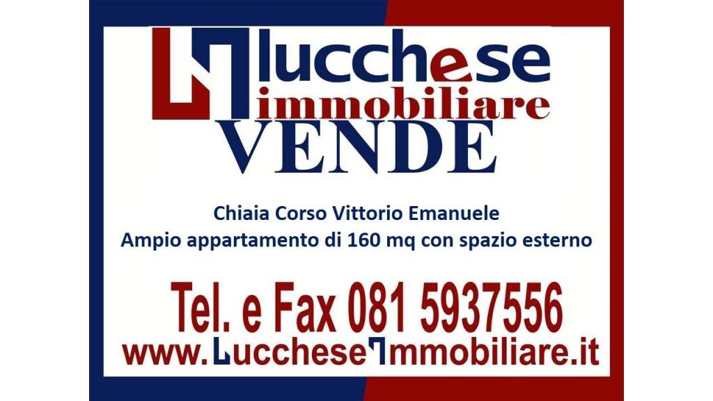 appartamento in vendita a Napoli in zona Chiaia