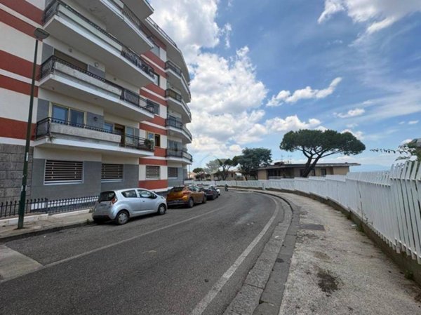 appartamento in vendita a Napoli in zona Posillipo