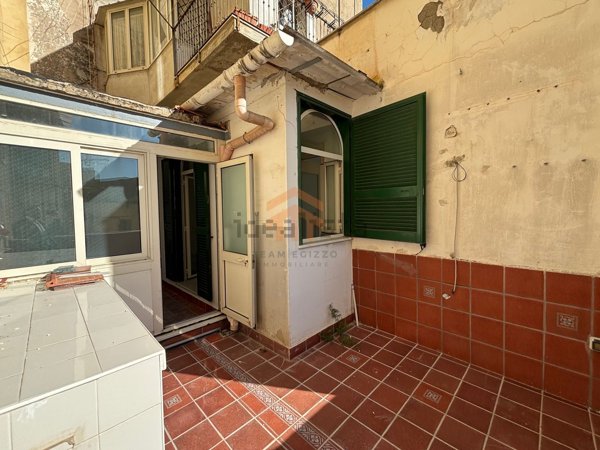 appartamento in vendita a Napoli in zona San Ferdinando