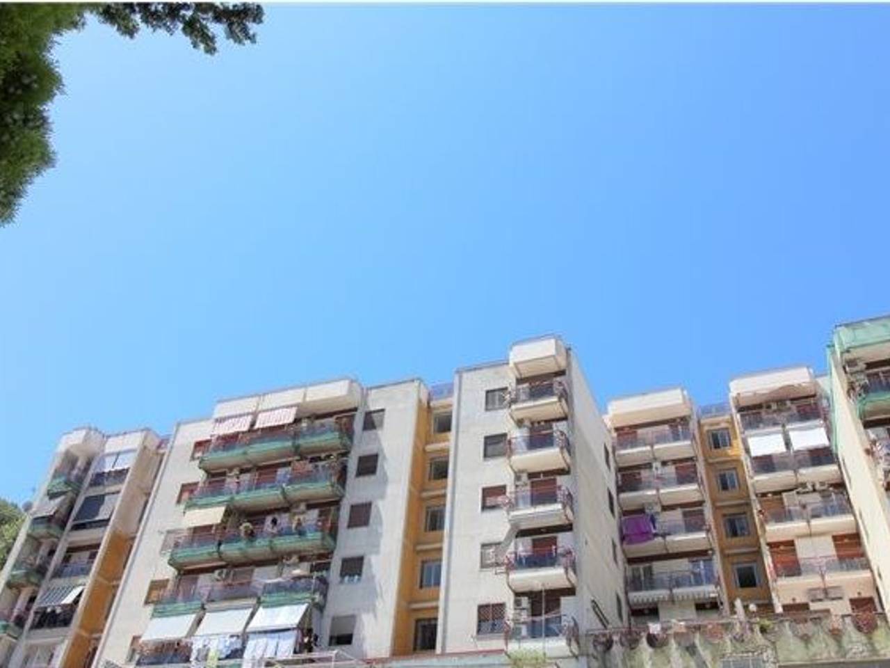 appartamento in vendita a Napoli in zona Piscinola