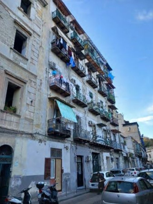 appartamento in vendita a Napoli