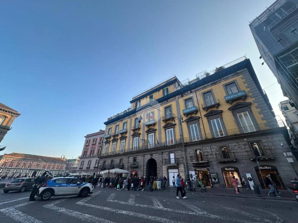 negozio in vendita a Napoli