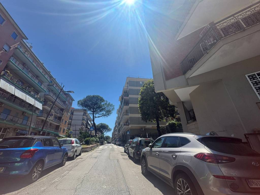 appartamento in vendita a Napoli in zona Capodimonte / Colli Aminei