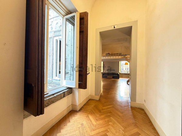 appartamento in vendita a Napoli in zona San Lorenzo