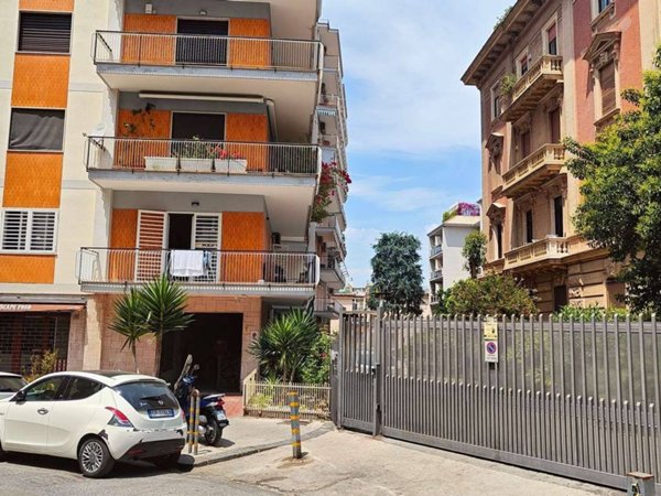 appartamento in vendita a Napoli in zona Vomero