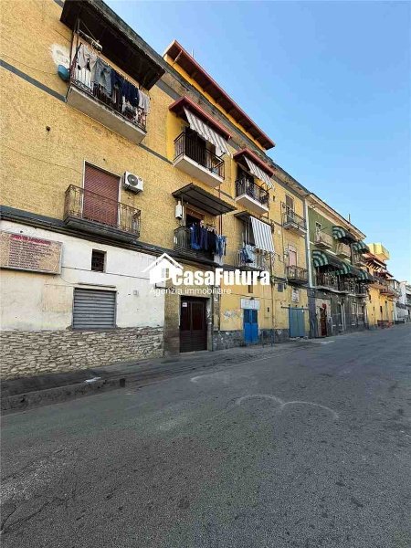 appartamento in vendita a Napoli in zona Secondigliano