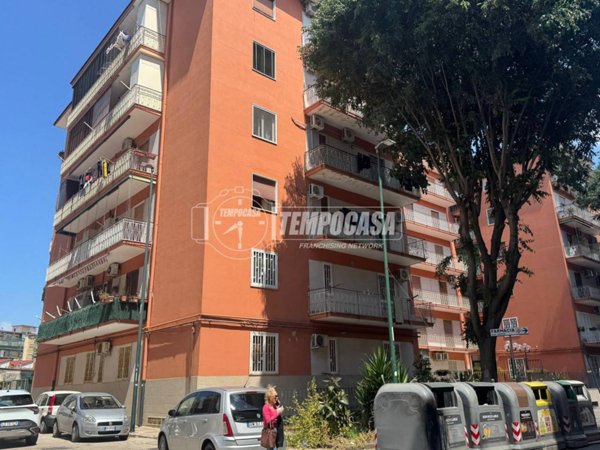 appartamento in vendita a Napoli in zona Secondigliano