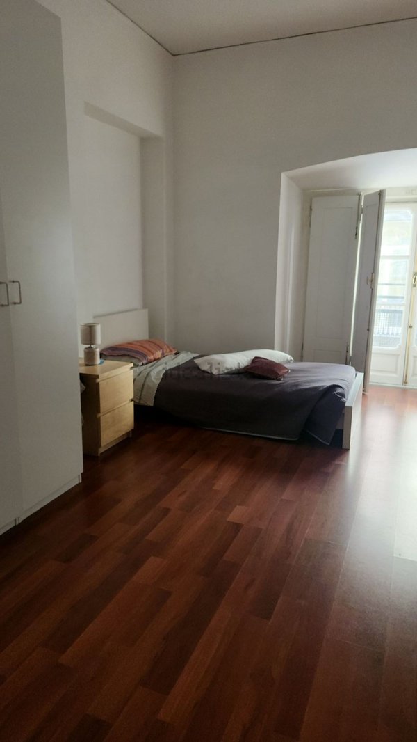appartamento in vendita a Napoli in zona Mercato