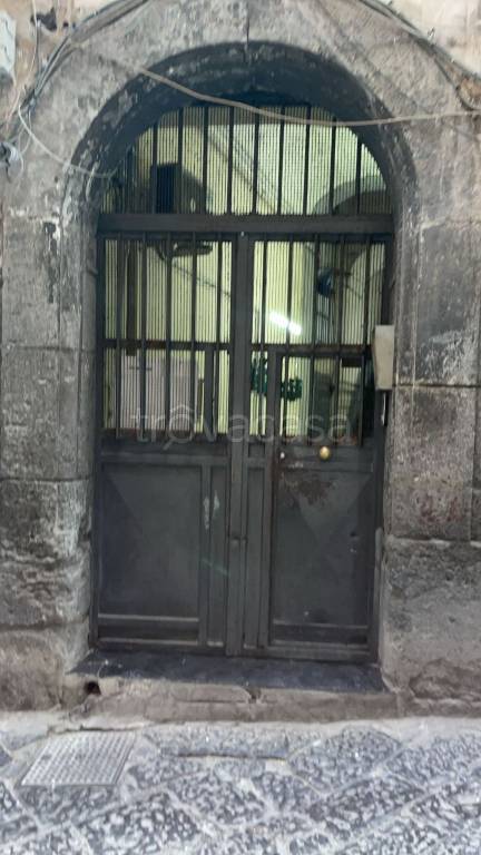 appartamento in vendita a Napoli in zona Centro Antico