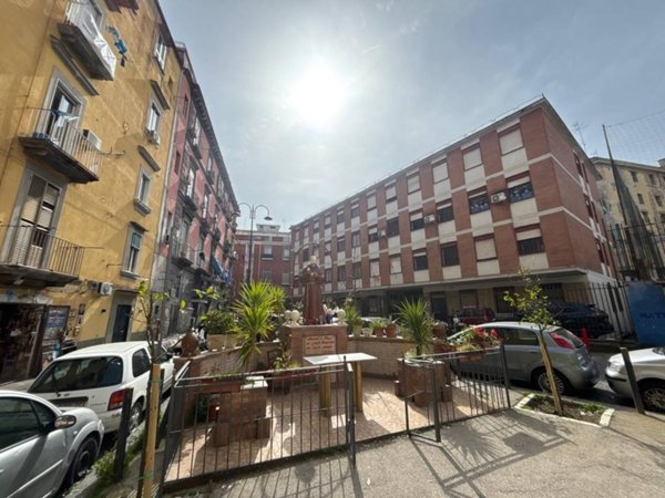 appartamento in vendita a Napoli