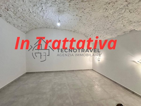 appartamento in vendita a Napoli in zona Mercato
