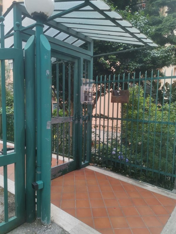 appartamento in vendita a Napoli in zona Arenella