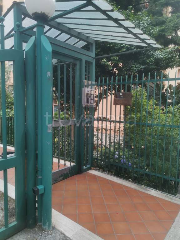 appartamento in vendita a Napoli in zona Arenella
