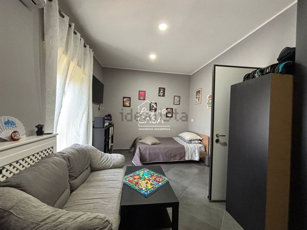 appartamento in vendita a Napoli in zona Barra