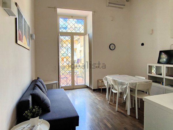 appartamento in vendita a Napoli in zona Pendino / San Giuseppe